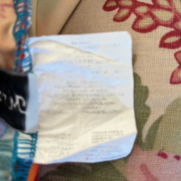 MIRACLESUIT Size LARGE Underwire Slimming Vibrant Florals Gathers $138 - Picture 16 of 16